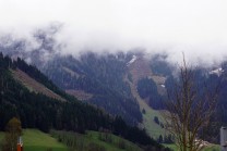 Selbst bei Wolkenhimmel gibt es in Werfenweng einiges zu erleben. (Bild: Thomas Krytzner)